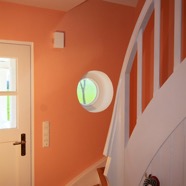 villa_schokominza_ferienhaus_4_5_6_7_personen_ostsee_ostholstein_groemitz_am_Meer_treppe_IMG_0559