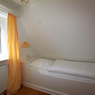 villa_schokominza_ferienhaus_4_5_6_7_personen_ostsee_ostholstein_groemitz_am_Meer_kojenbett_schlafzimmer_IMG_0575